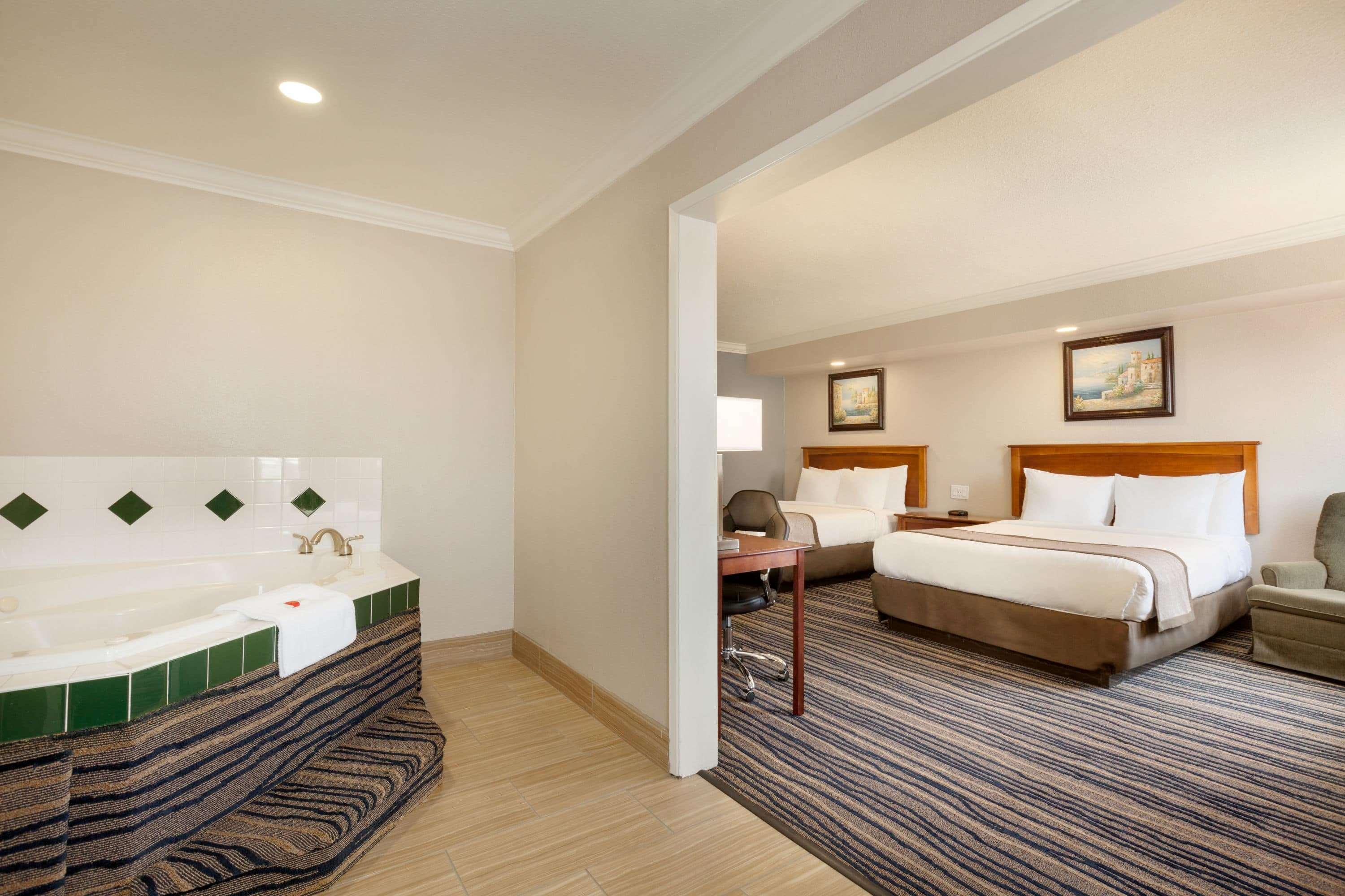 Days Inn By Wyndham Eureka Ca Eksteriør billede